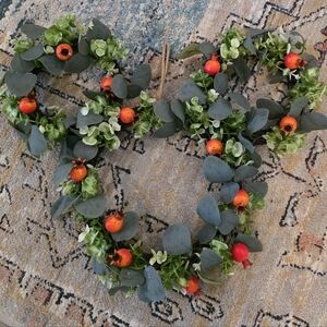 Disnwy Festive Green and Orange Holiday Wreath